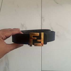 Reversible Fendi monogram / black leather belt with gold buckle